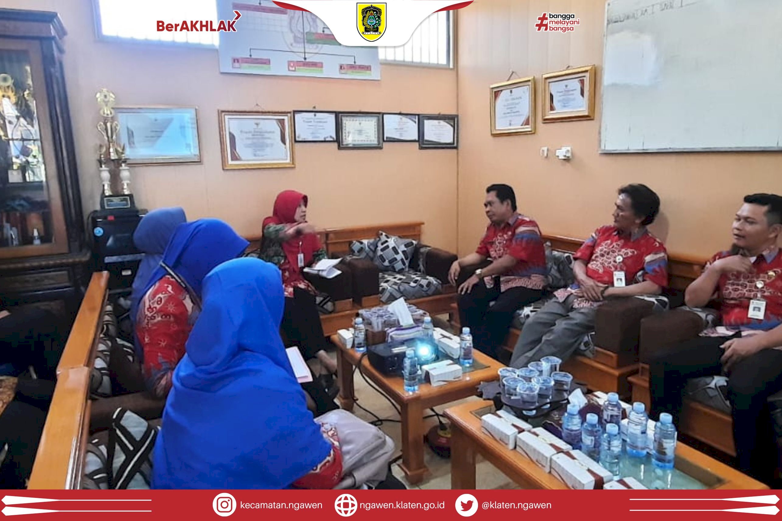 Kecamatan Suruh Kabupaten Semarang Study Tiru Inovasi Pelayanan Publik ke Kecamatan Ngawen