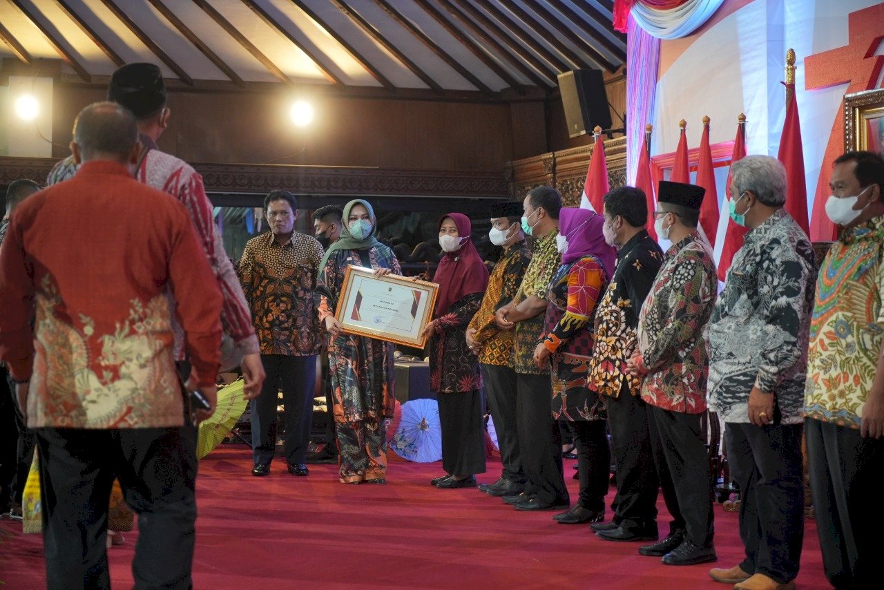 Kecamatan Ngawen Mendapatkan 2 Penghargaan di Malam Resepsi HUT ke-77 Kemerdekaan Republik Indonesia 