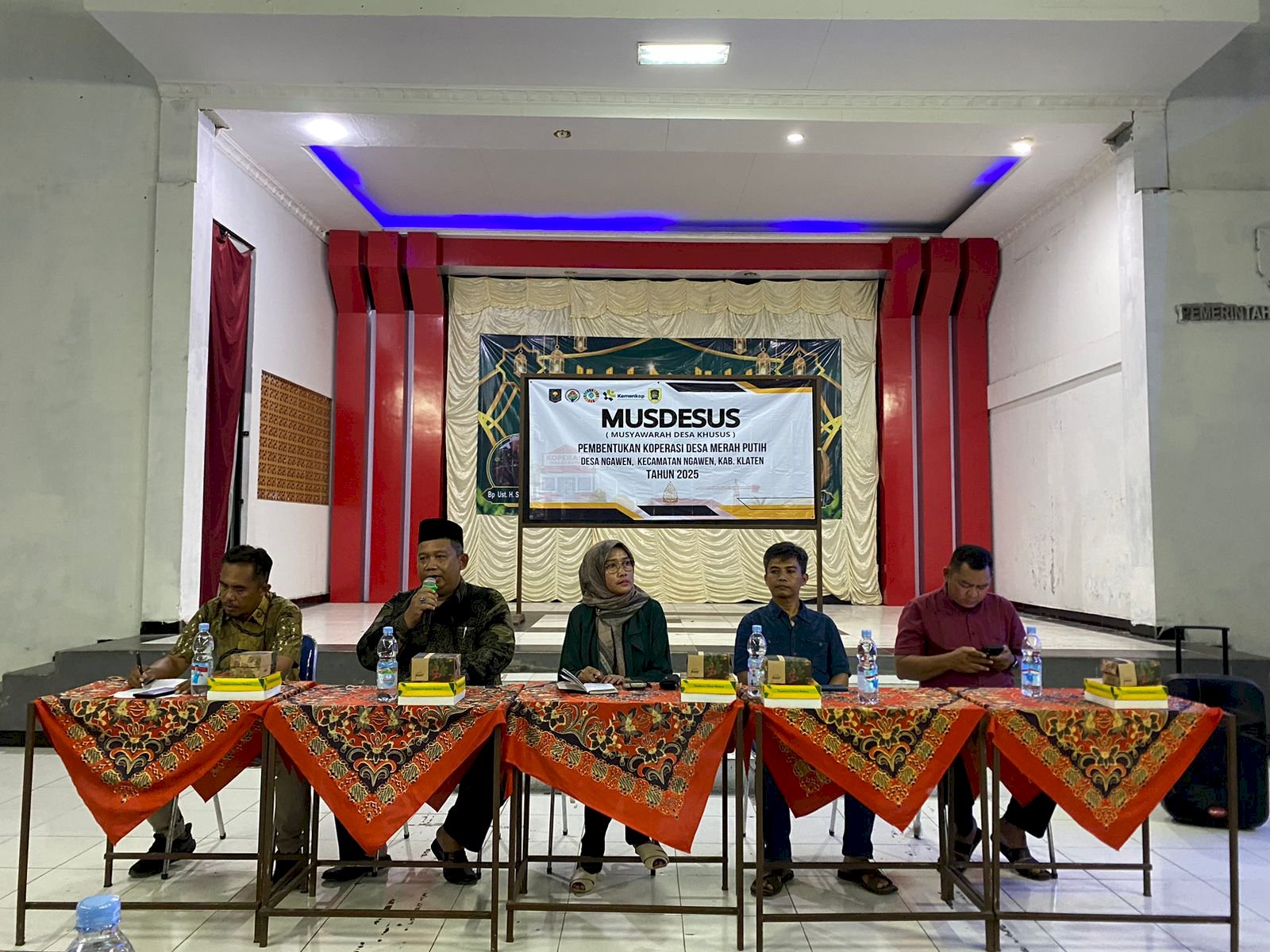 MUSYAWARAH DESA KHUSUS PEMBENTUKAN KOPERASI DESA MERAH PUTIH