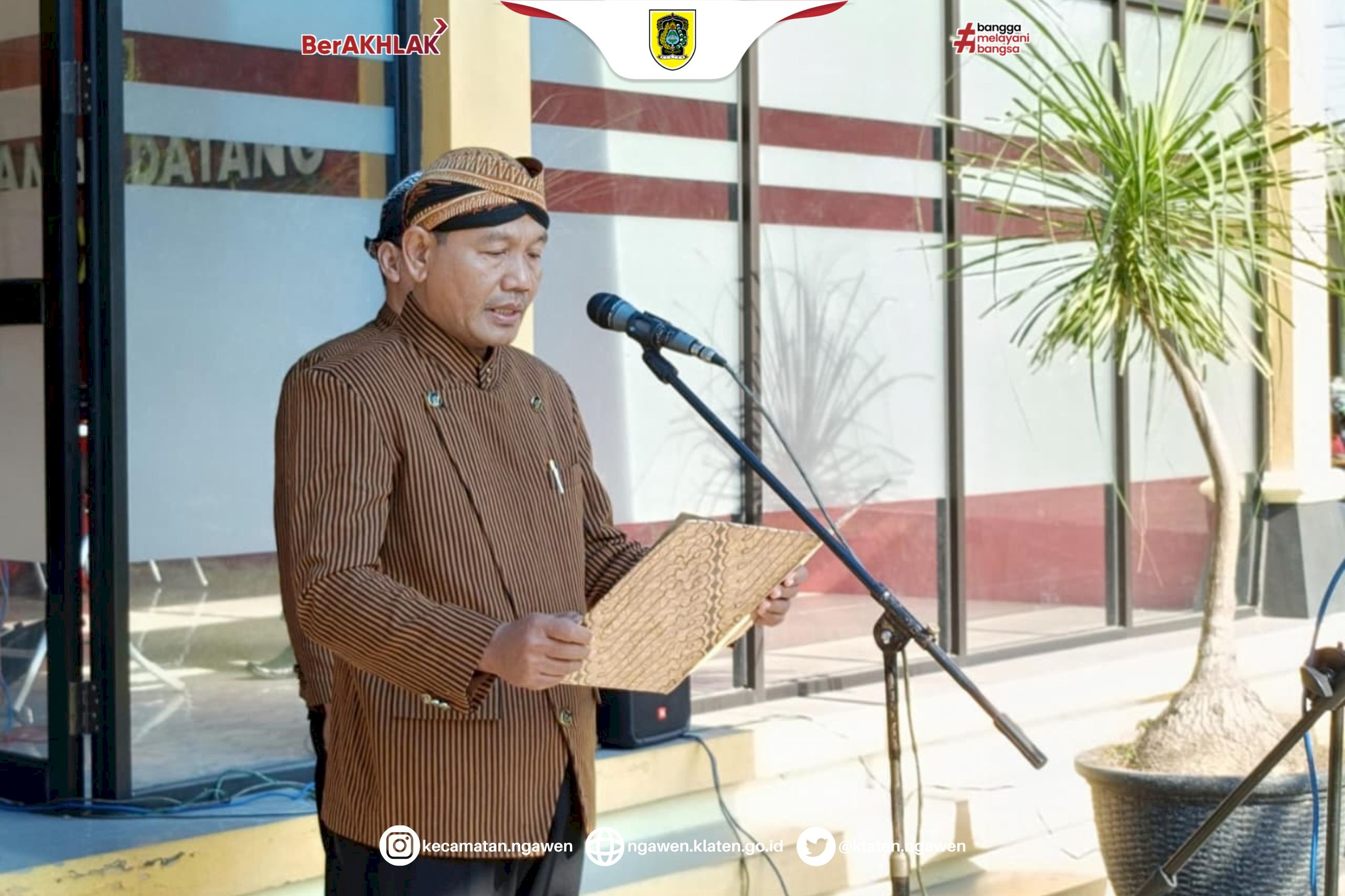 Khidmat dan Berbudaya: Kecamatan Ngawen Gelar Upacara Hari Lahir Pancasila 2026 dalam Balutan Busana Adat Jawa