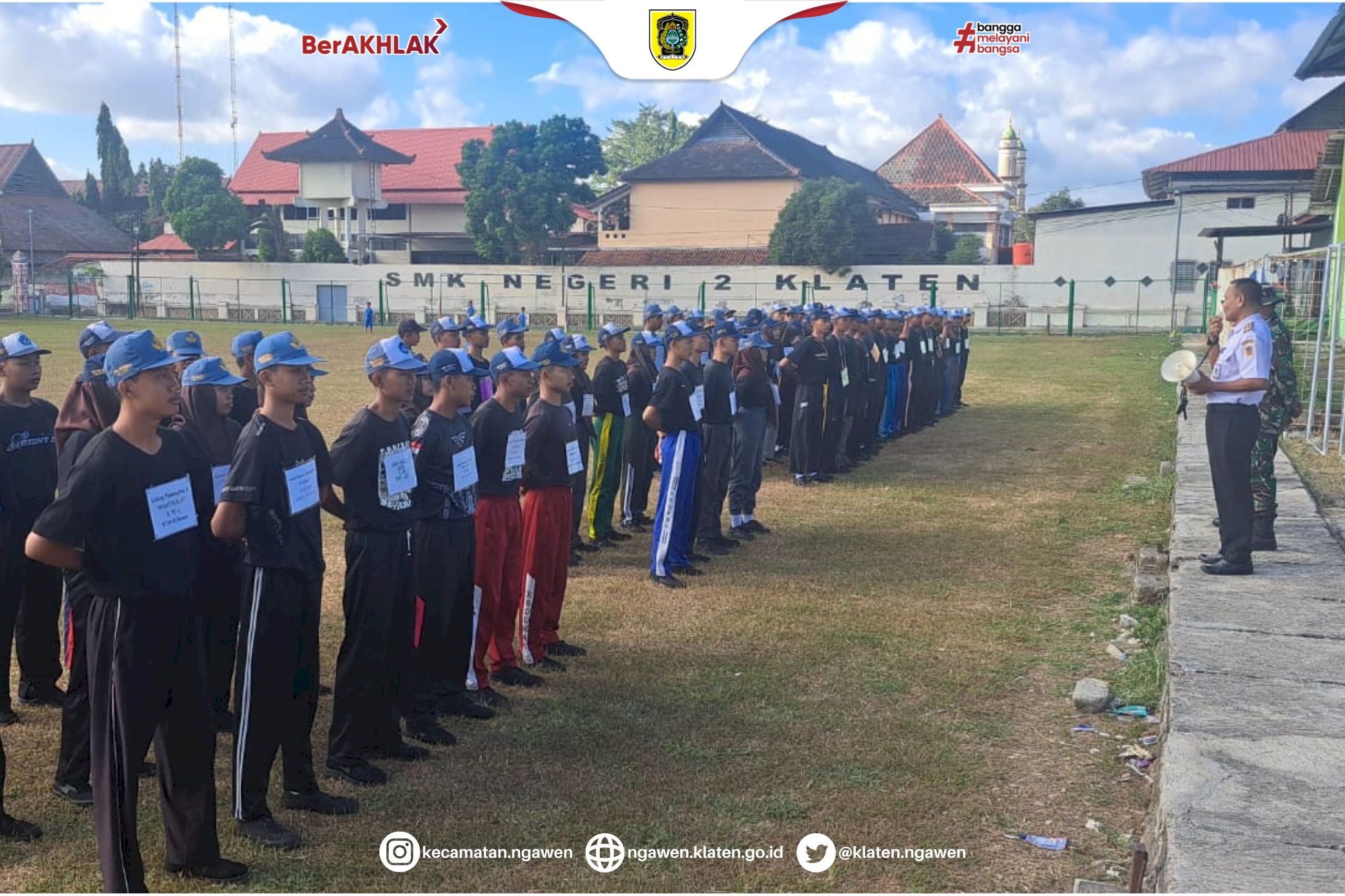 Jelang HUT RI, Camat Ngawen Tinjau Langsung Latihan Paskibraka di Lapangan Desa Senden